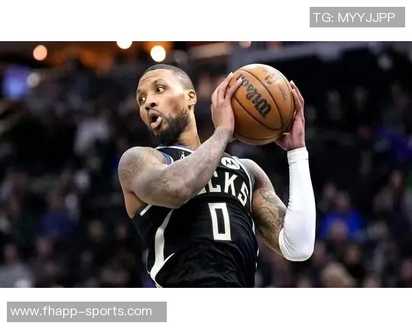 开拓者官方发布庆祝海报利拉德与杨瀚森携手替补席欢庆胜利