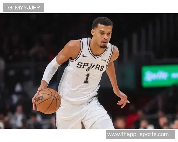 张佳玮分析马刺体系成功的关键在于对手无法抢到前场篮板和篮下得分困难